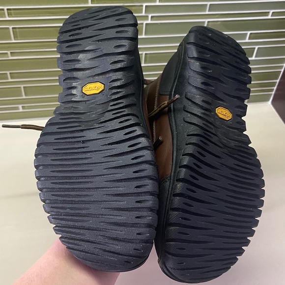 UGG Brown Adirondack III Waterproof Boots sz 7 - Picture 7 of 9